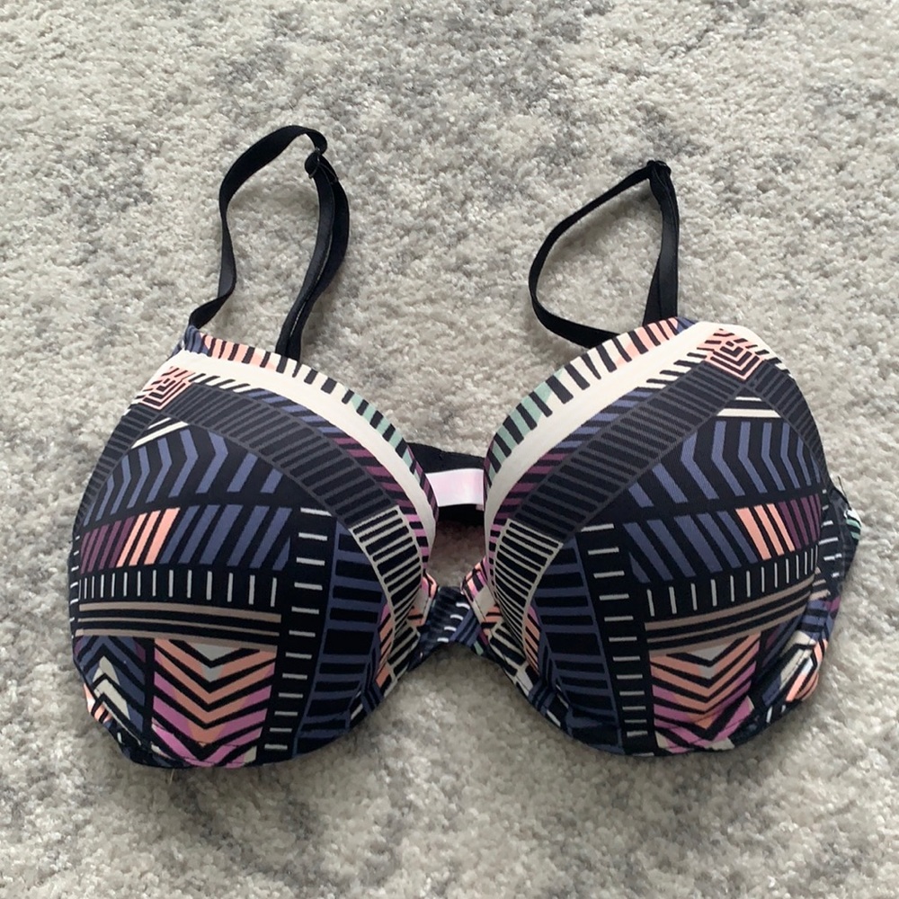 PINK by Victoria’s Secret 34C bra